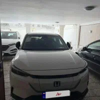 هوندا ens1 سفید ev