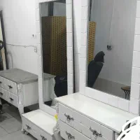 میز ارایش در حد نو