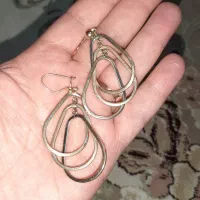 طلا و جواهرات گوشواره حدودا ۱۱ گرم انگشتر ۵
