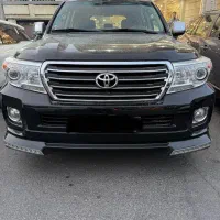 تویوتا لندکروز
