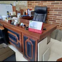 میز اداری با کشو و مبل