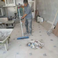 دو نفر نظافتکاریم