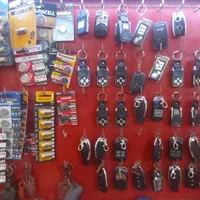 قفلسازی کلیدسازی قفل سازی شبانه روزی سیار قفلساز|خدمات پیشه و مهارت|مشهد, آزادشهر|دیوار