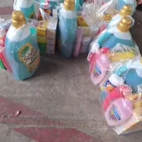 چند پک شوینده وبه چند نفر نیازمند واقعی داده میشود