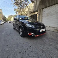کوییک r