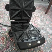 ساندویچ ساز سالم