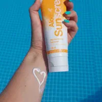 ضدآفتاب فوراورلیوینگ|آرایشی، بهداشتی، درمانی|فسا, |دیوار