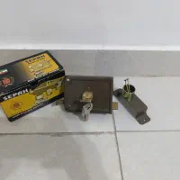 قفل درب خانه