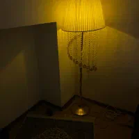 اباژور کنار تخت حال پذیرایی سالم نونو