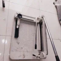 برشدستیمدل۸۶۸کاترکاغذگیوتینکتاببرشکاتر