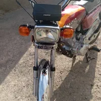 موتور سیکلت پیشتاز