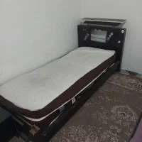 تخت تک نفره