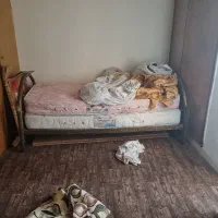 تخت خواب یکنفره