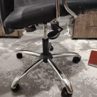 صندلی اداری چرخ دار
