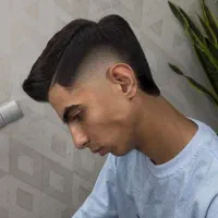 آموزش آرایشگری / مردانه / اقساط 6 ماهه / تضمینی