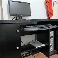 میزکامپیوترومانیتوروکیبورد