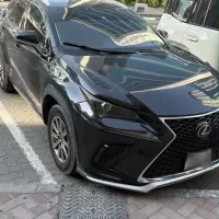 لکسوس nx300مدل 2019 بدون پلاک داخل فنس