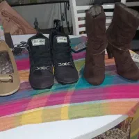 سه جفت کفش زنانه