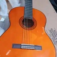 گیتار کلاسیک یاماها سی هفتاد C70 اصلی