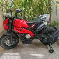 موتور شارژی کاملا سالم ونو همراه با باتری