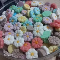 قند و نبات رنگی رز