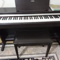 پیانویاماهاydp142