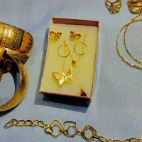 طلا 18 عیار|جواهرات|فومن, |دیوار