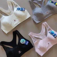 فروشنده خانم