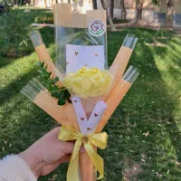 تک شاخه گل برای روز دختر