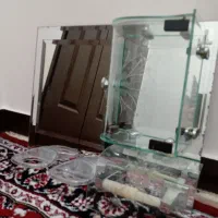 باکس اینه شیشه ای بالا روشویی