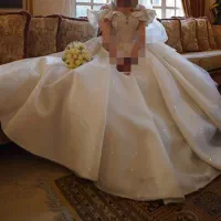 لباس عروس، تور، کفش