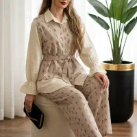 سه تیکه گل گچی(شومیز و وست و شلوار )