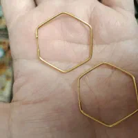 گوشواره طلا سبک بزرگ ونمادار