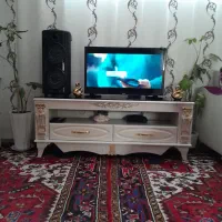 میز تلویزیون در حد نو