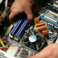 پشتیبانی شبکه و تعمیر تخصصی کامپیوتر در محل