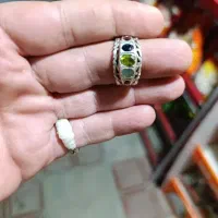 چن عدد اتگشتر و ساعت