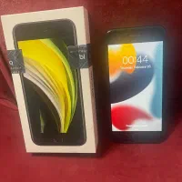 آیفون SE2020 64Gb