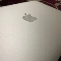 MacBook air2017 i5 تر و تمیز