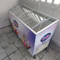 یخچال بستنی