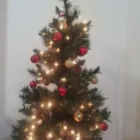 درخت کریسمس مصنوعی تزیین شده