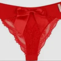 لباس زیر زنانه