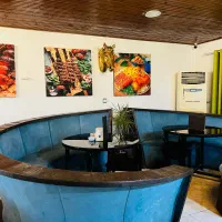 جذب منشی خانم در آشپزخونه