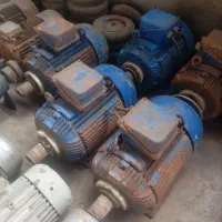 الکتروموتور‌دینام‌فروش‌۵عدد‌موتور‌۲۵اسب‌۹۰۰دور
