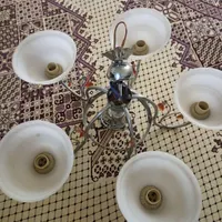 یک عدد لوستر پنج شاخه