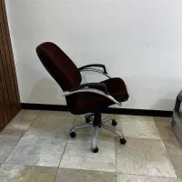 صندلی کارمندی طرح نیلپر k900 ضد تعریق