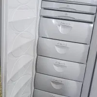دوعدد یخچال فریزر و دو طبقه بالاپایین سالم