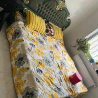 تخت بزرگ سال