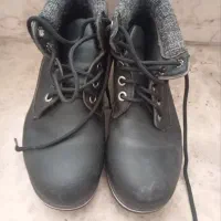 نیم بوت مشکی سایز 35