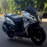 اس وای امJ200مدل1402درحد