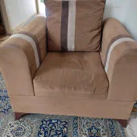 مبل ۷ نفره سالم|مبلمان خانگی و میز عسلی|شیراز, لاله|دیوار